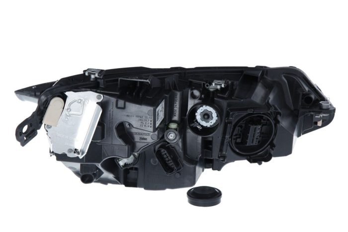 GENUINE OEM Valeo VW Golf VIII LED Headlight Left 2024-25 - Image 4